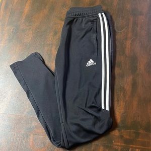 ✨✨ADIDAS JOGGERS✨✨